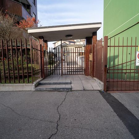 Ag Apartment Cormano Exterior photo